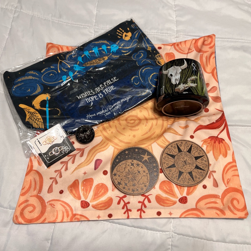 Illumicrate Sun and Moon Items